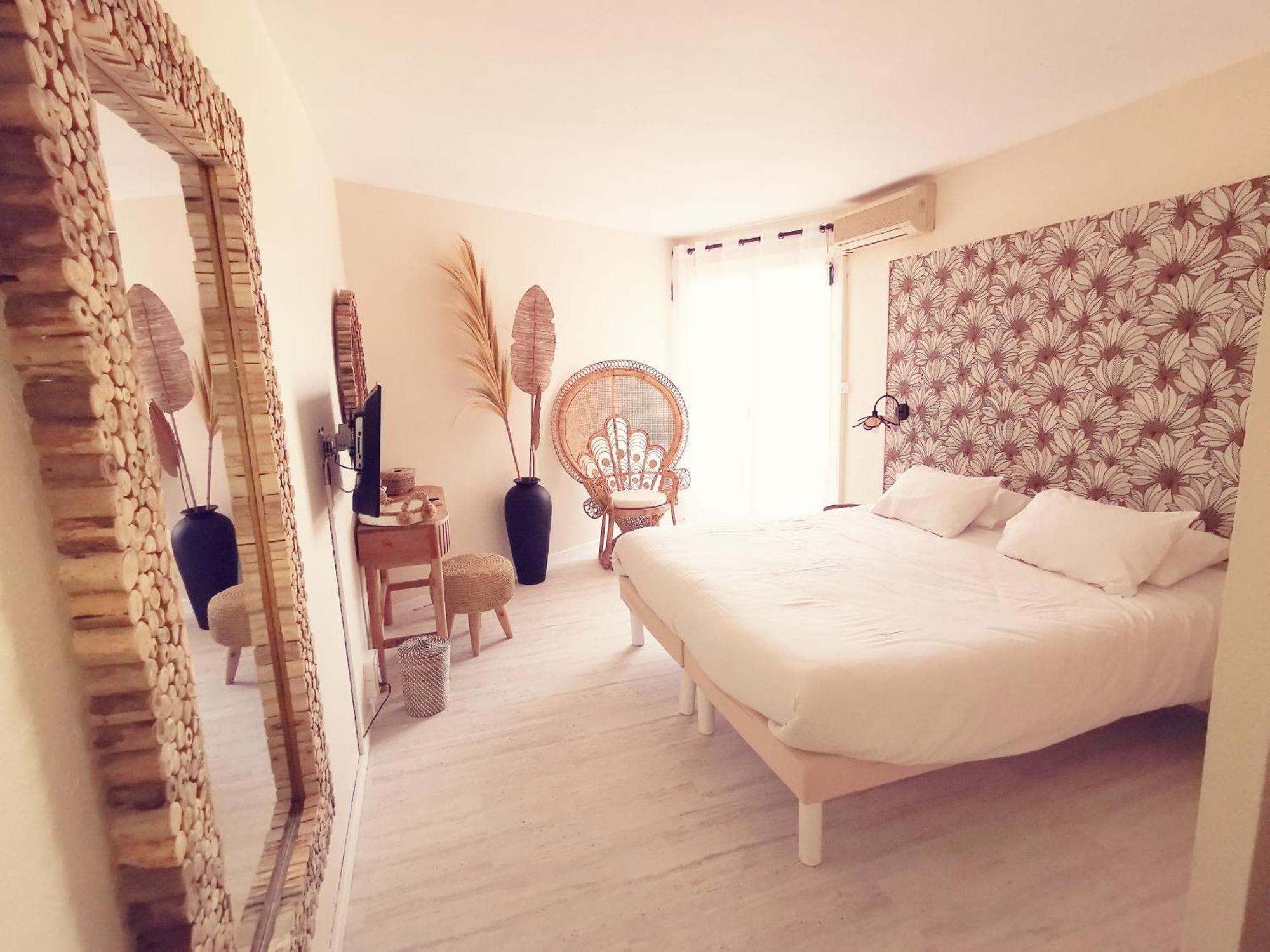 Hotel Tennis International Агд Екстер'єр фото