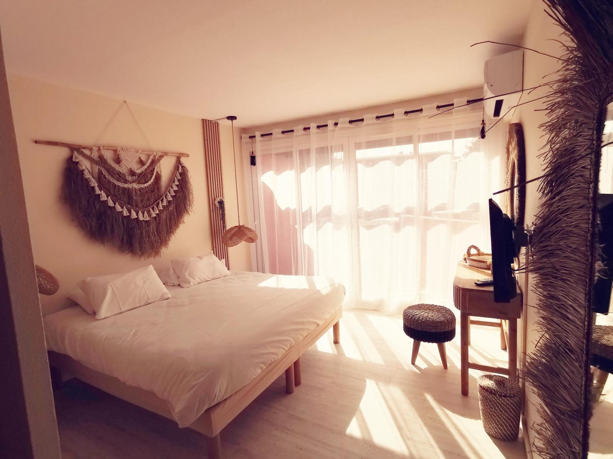 Hotel Tennis International Агд Екстер'єр фото